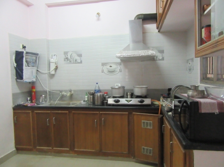 5) Li Id 266 - kitchen.JPG